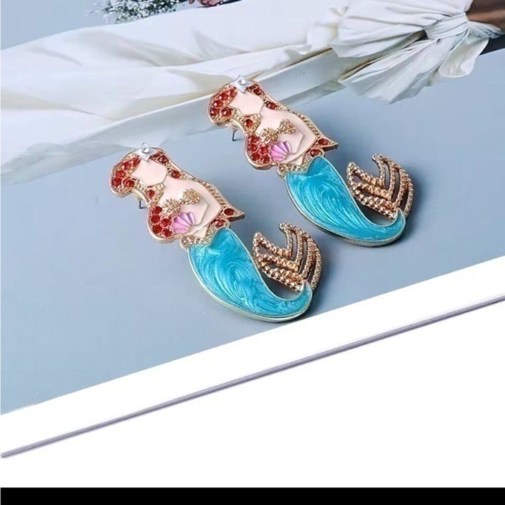 The Little Mermaid Cartoon Ariel Rhinestone Stud Earrings